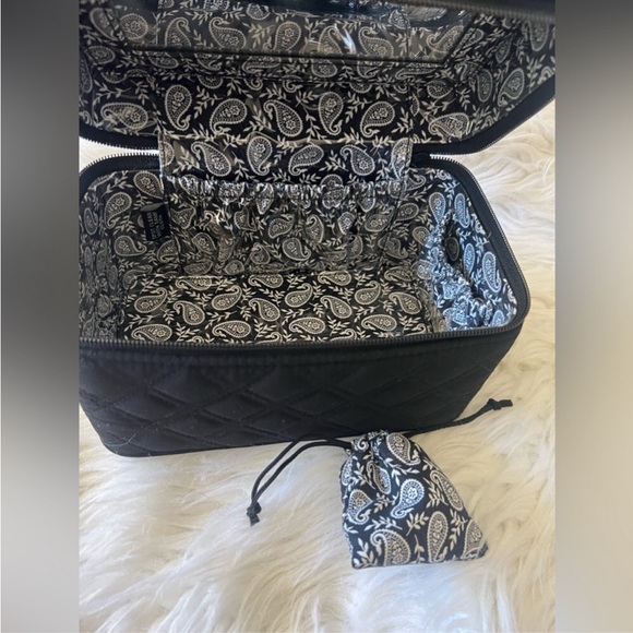 Vera Bradley travel make up box - Picture 4 of 11
